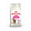 Корм для котів Royal Canin Exigent Savour 2 кг + pouch 12 шт х 85 г + інтерактивна годівниця