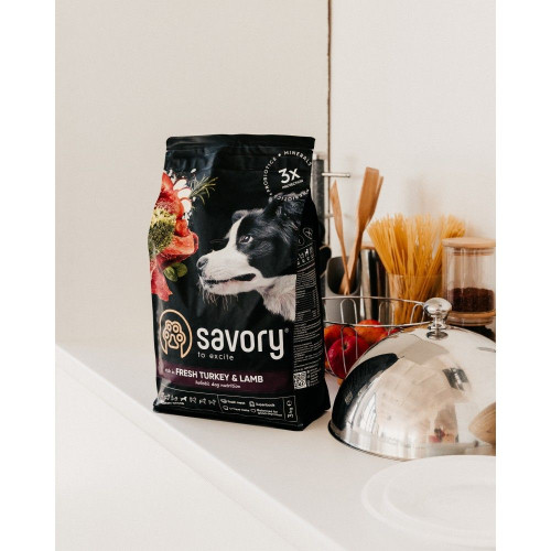 Сухий корм для собак Savory Medium Breed Fresh 3 кг - індичка та ягня